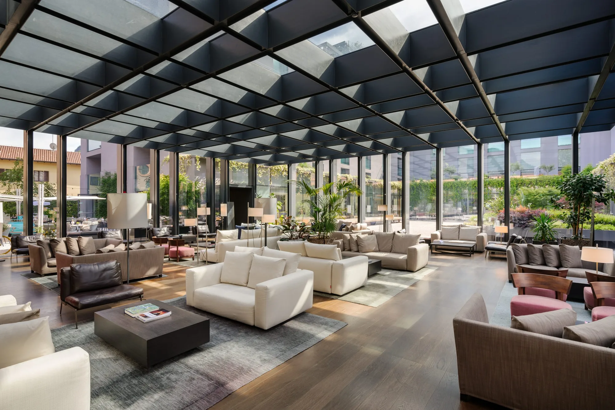 Hilton Lake Como galleria 5