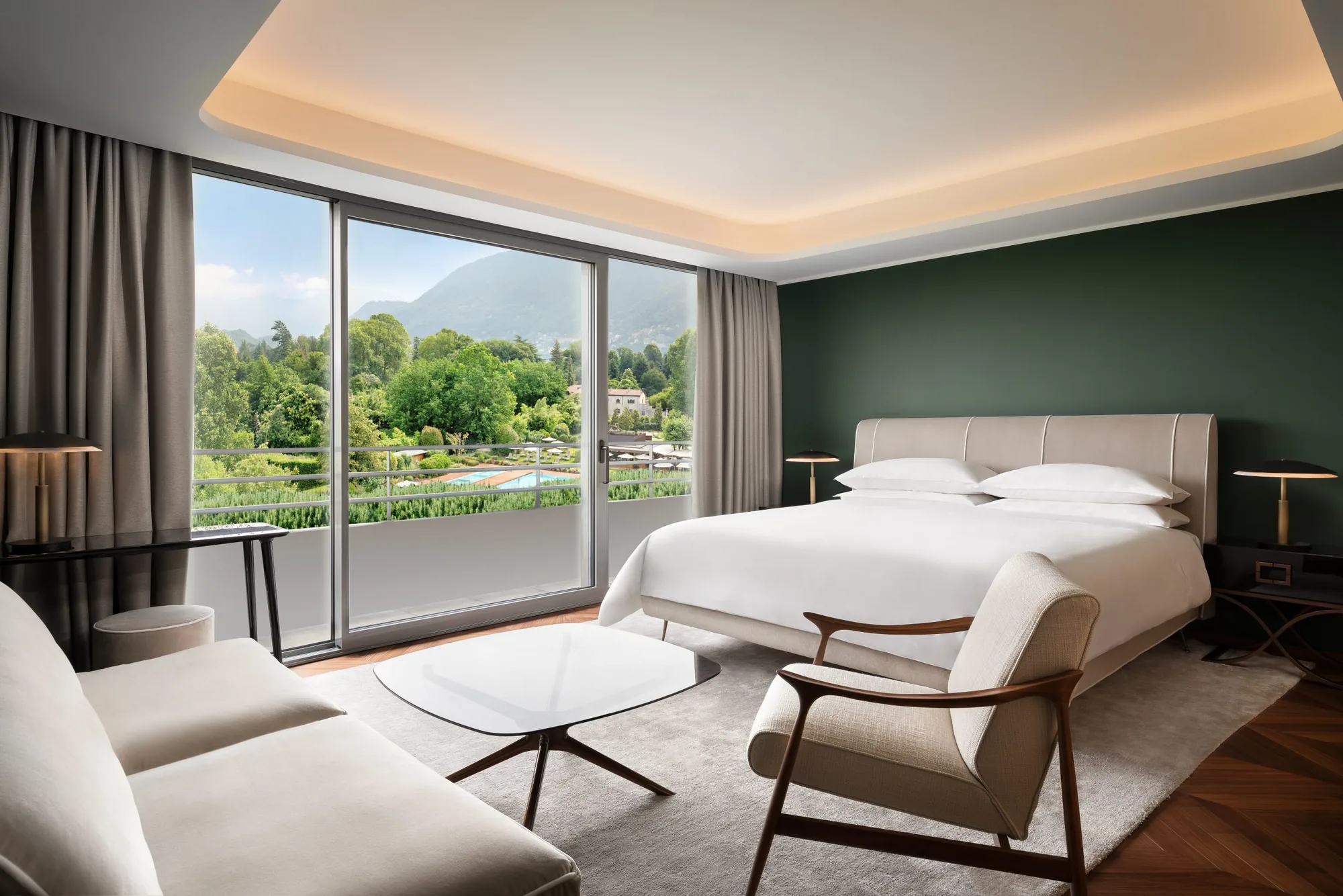 Sheraton Lake Como galleria 6