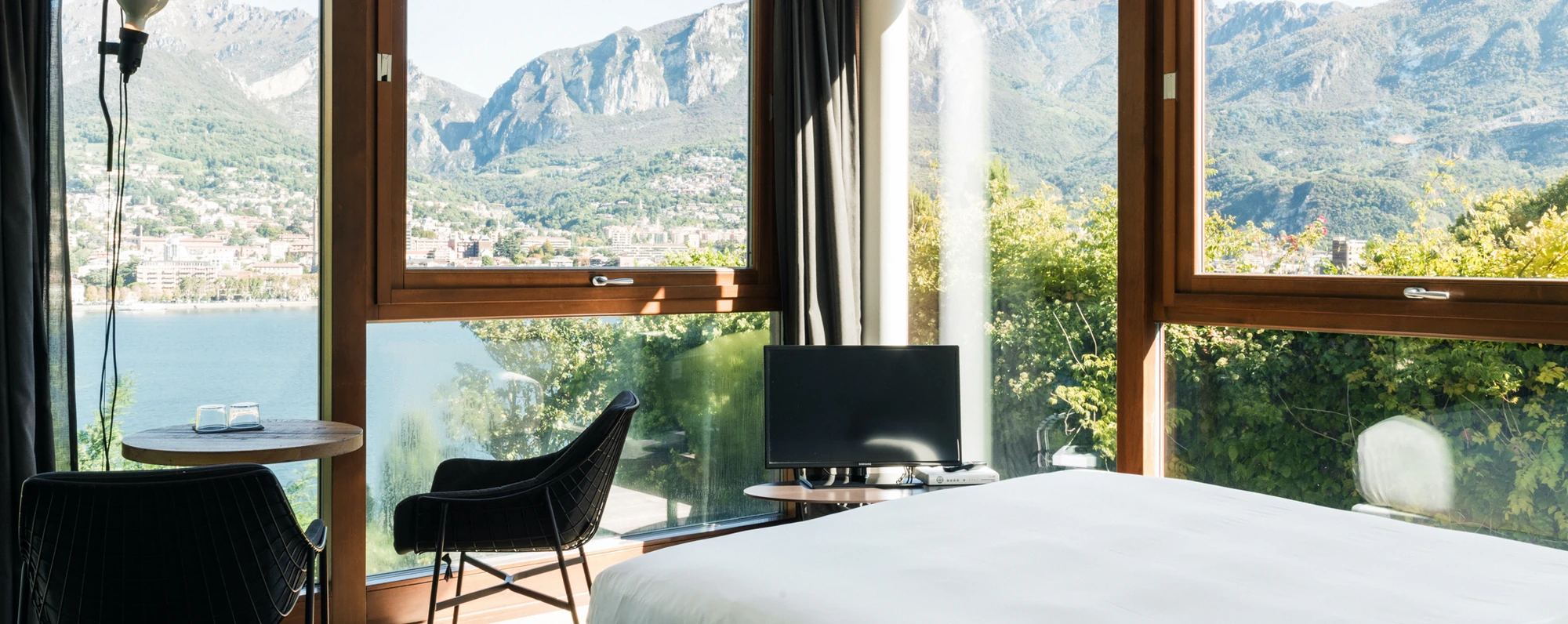 Studio Suite Lake View 2